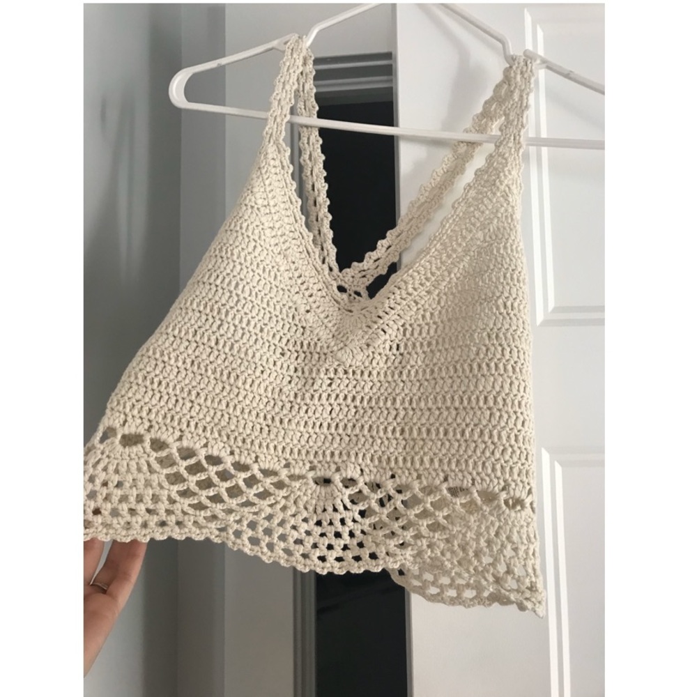 Garage crochet croptop
